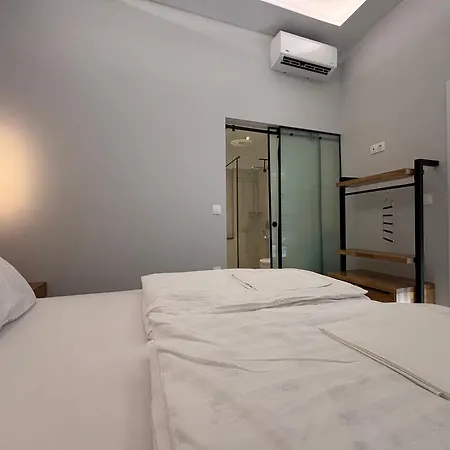 Kyra Maria 3, Loft Апартаменты