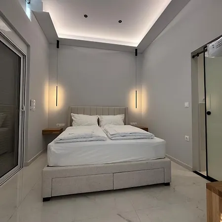 Kyra Maria 3, Loft Апартаменты *