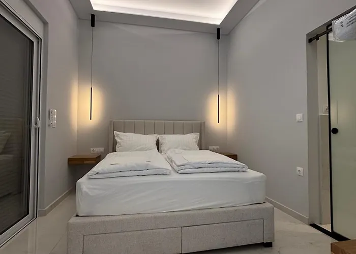 Kyra Maria 3, Loft Apartman *