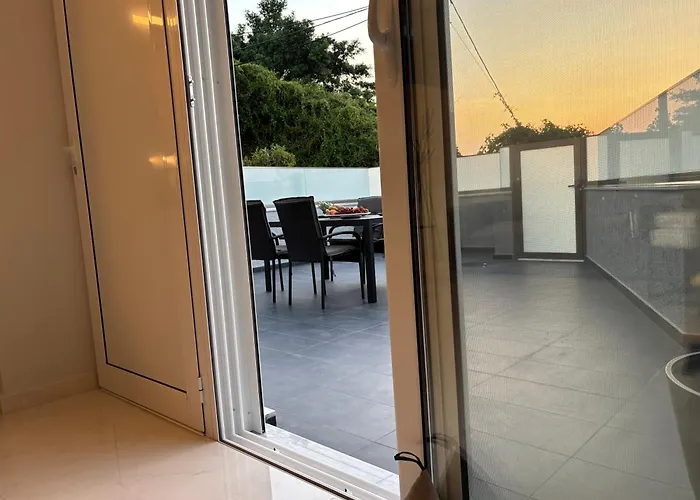 Kyra Maria 3, Loft Apartman